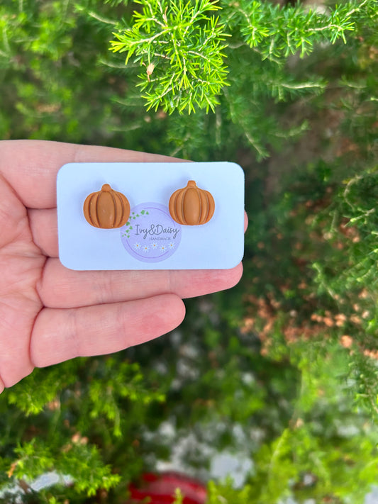 Pumpkin Studs