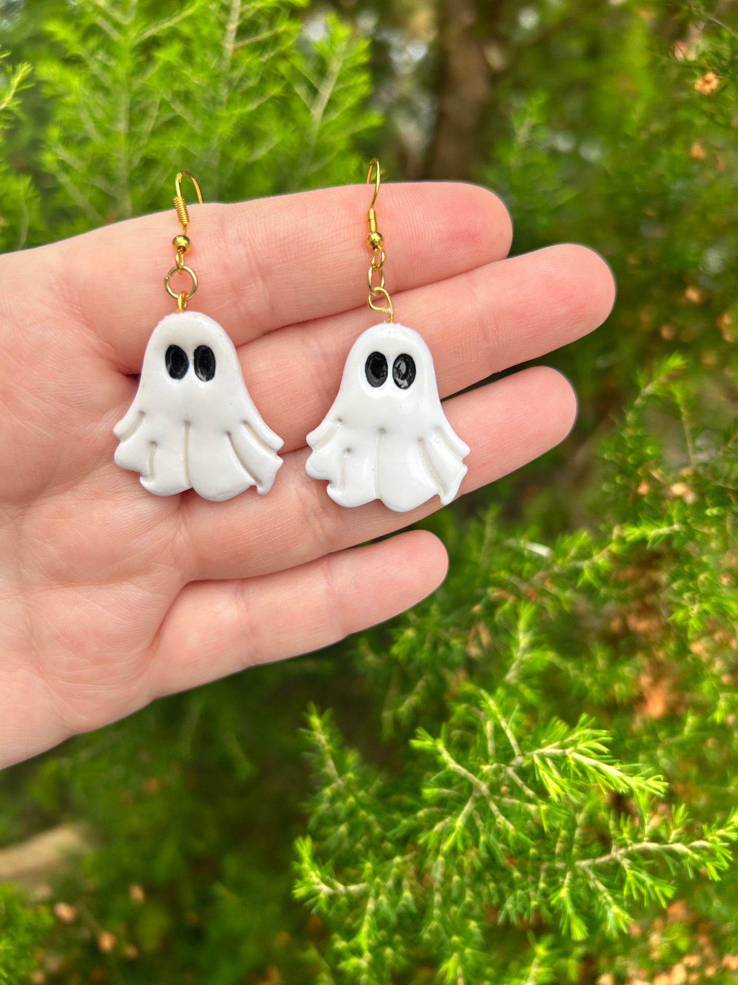 Ghost Dangles